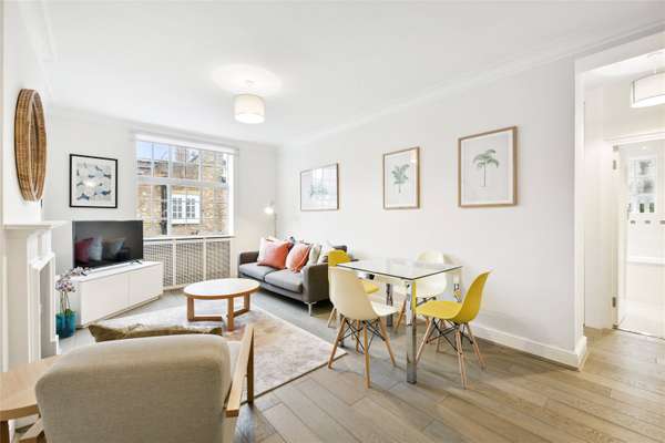 Flat Tufton Street in City of Westminster