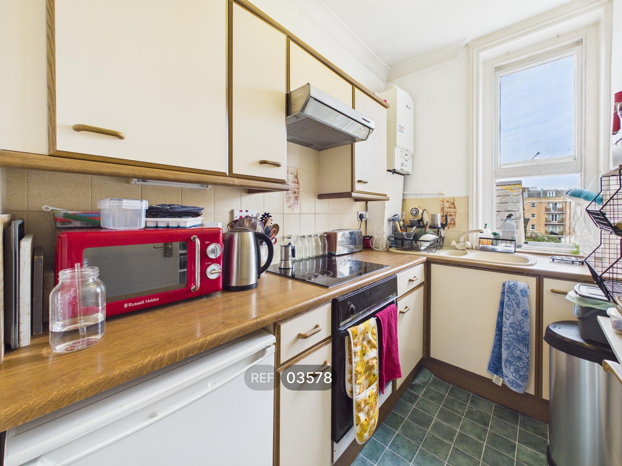 Flat Sillwood Road in Brighton