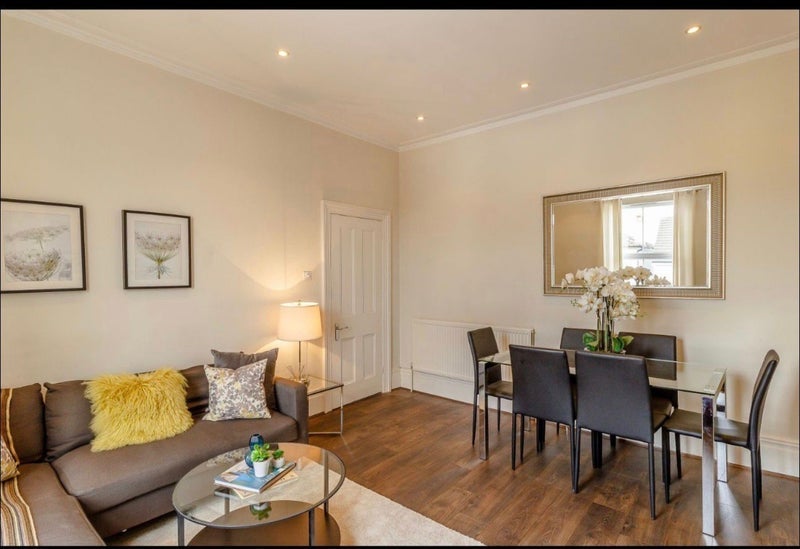 Room St. Peter's Road in Greater London