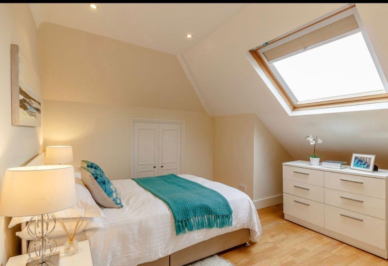 Room St. Peter's Road in Greater London