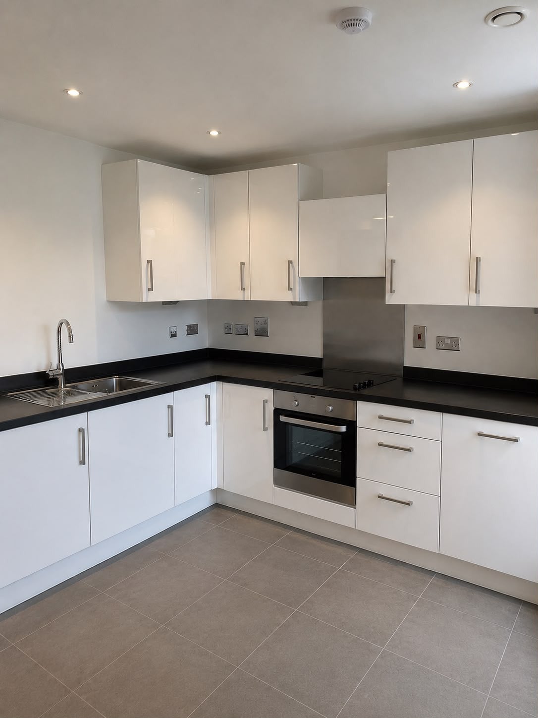 Flat Talbot Close in Greater London
