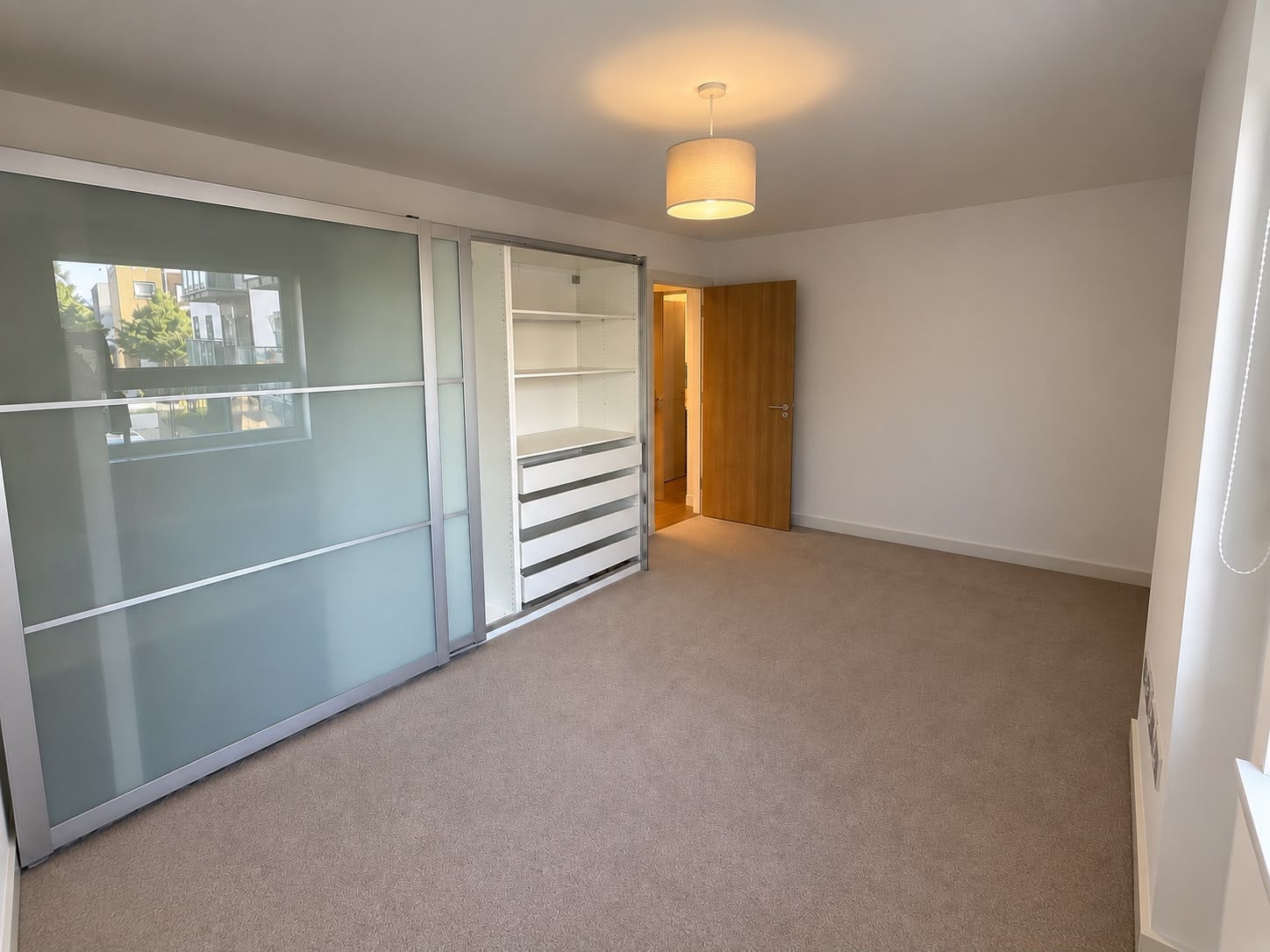 Flat Talbot Close in Greater London