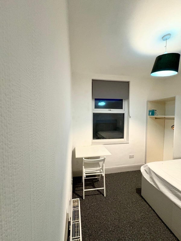 Room Hoole Street in Sheffield
