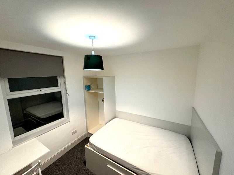 Room Hoole Street in Sheffield