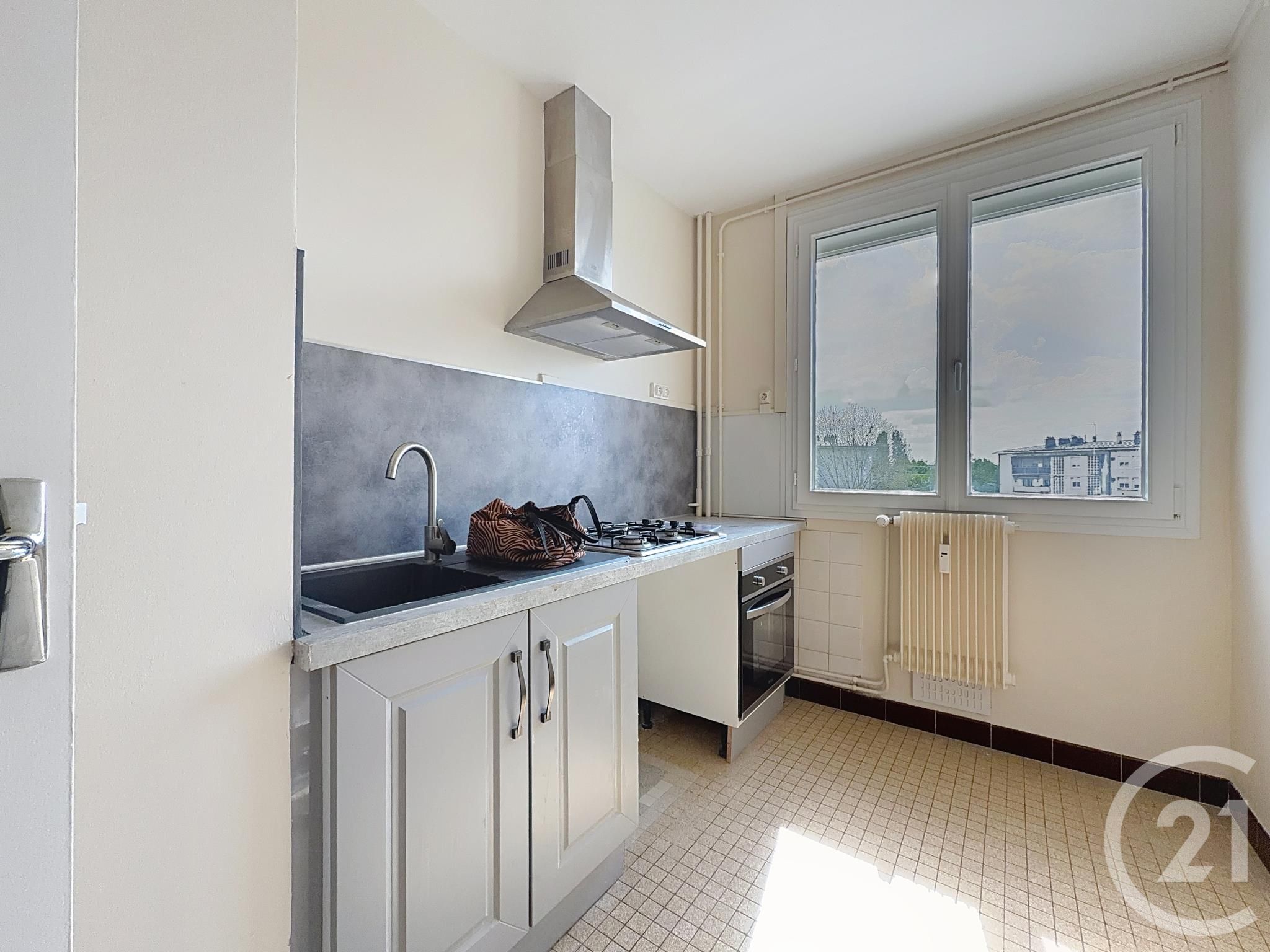 Flat Rue Adolphe Thiers in Saint-André-les-Vergers