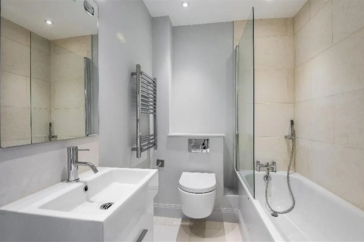 Flat Wandsworth Road in Greater London