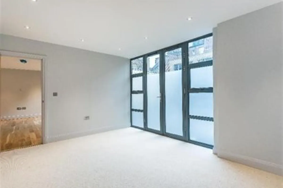 Flat Wandsworth Road in Greater London