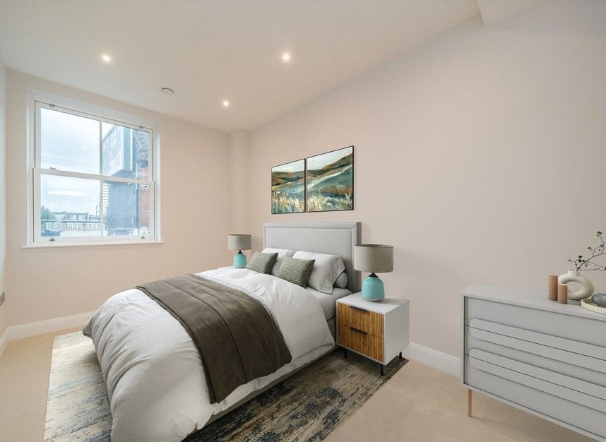 Flat Merton Road in Greater London