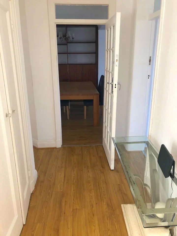 Flat The Burroughs in Greater London