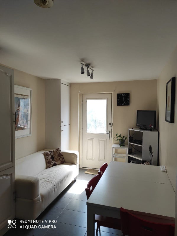 Room Hungerford Road in Greater London
