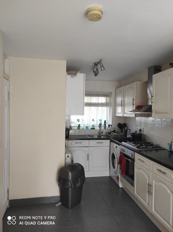Room Hungerford Road in Greater London