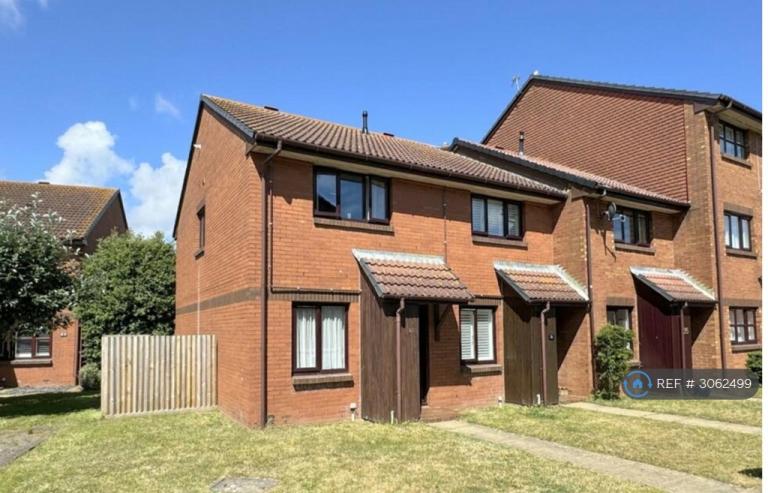 House Taverner Close in Poole