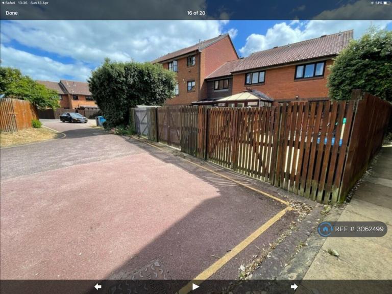 House Taverner Close in Poole