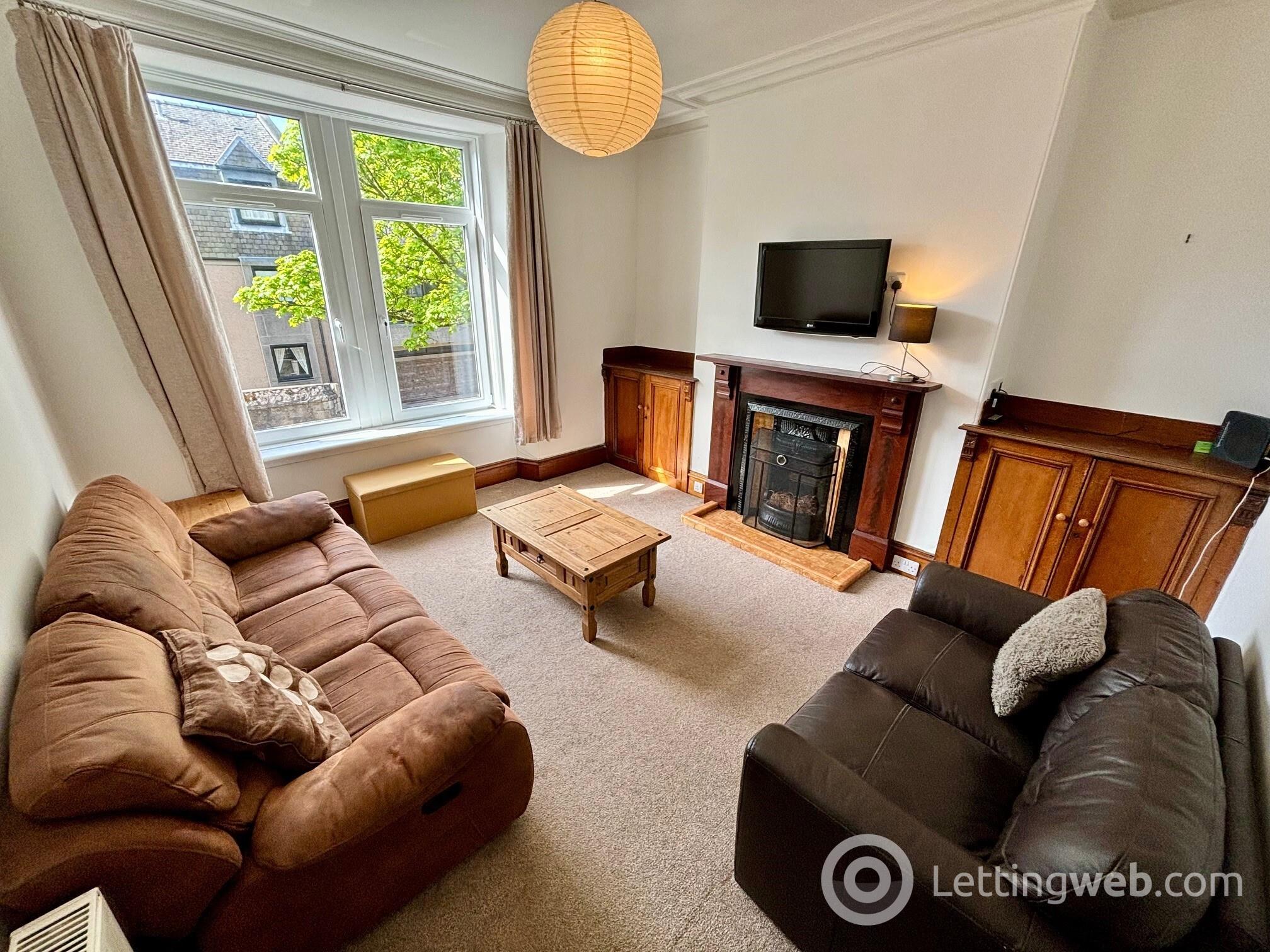Flat Mid Stocket Road in Aberdeen City