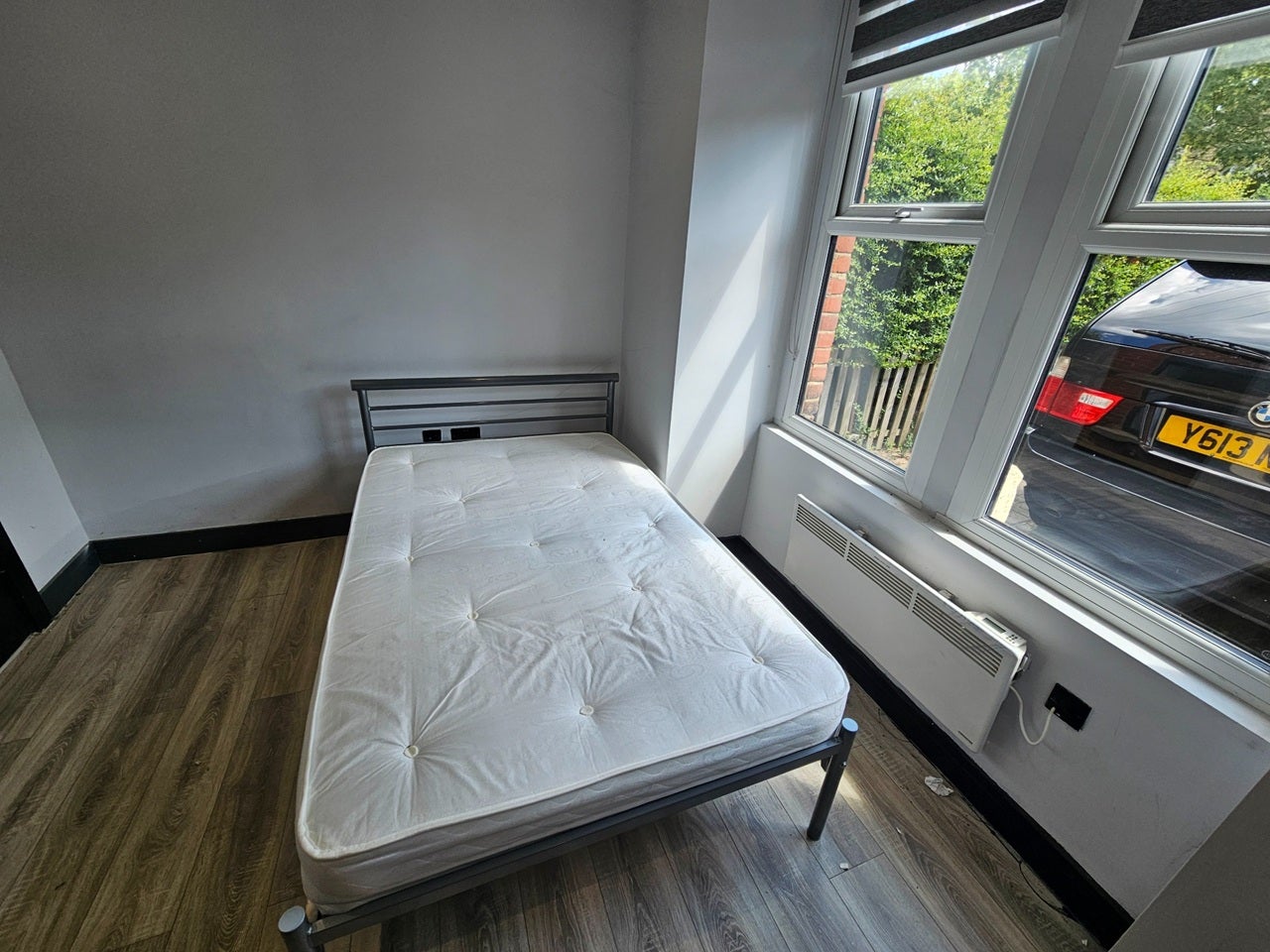 Flat Champion Crescent in Greater London