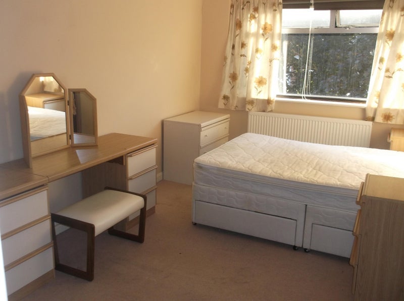 Room Lyster Avenue in Chelmsford