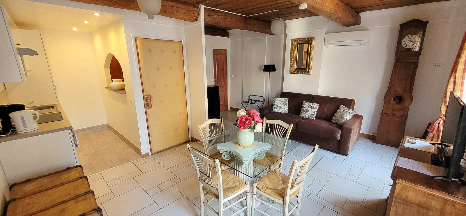 Appartement Rue de la Mairie à La Garde-Freinet