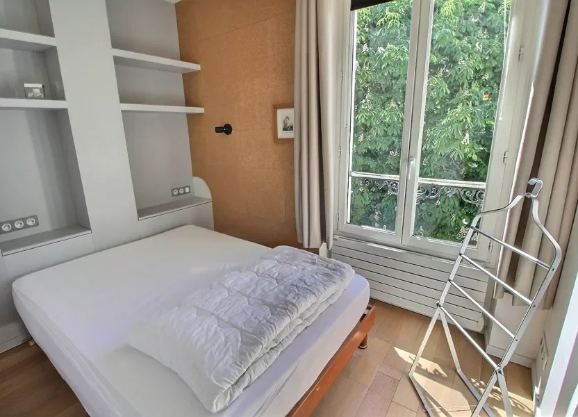 Chambre Avenue du Château à Vincennes