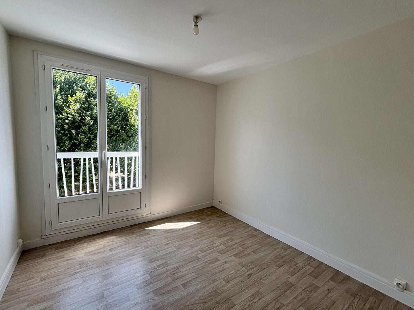 Appartement Avenue Charles et Raymonde Tillon à Rennes