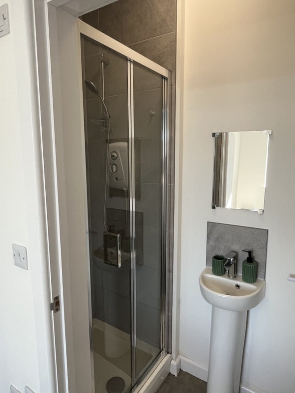 Room Nottingham Road in Mansfield Woodhouse