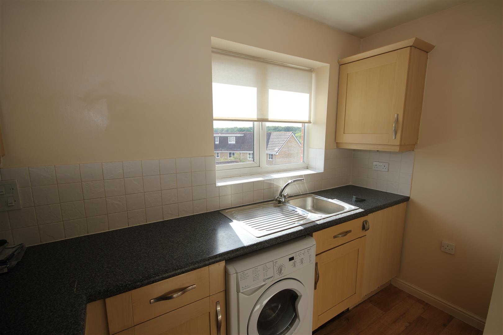 Flat Thyme Avenue in Fareham