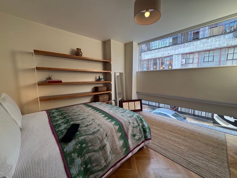Room Orsman Road in Greater London