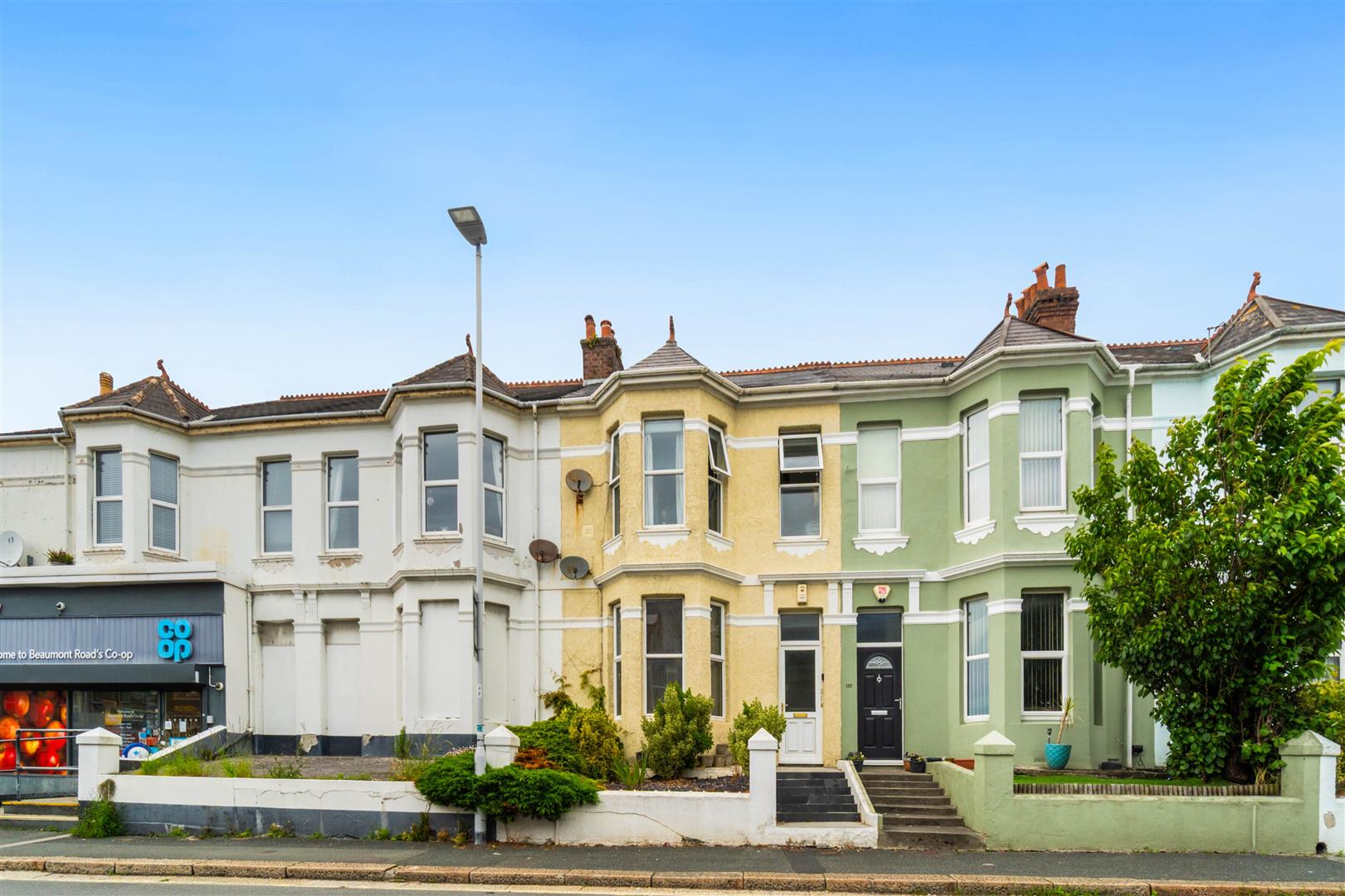 Flat Beaumont Road in Plymouth