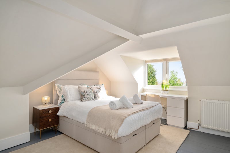 Room Drewstead Road in Greater London