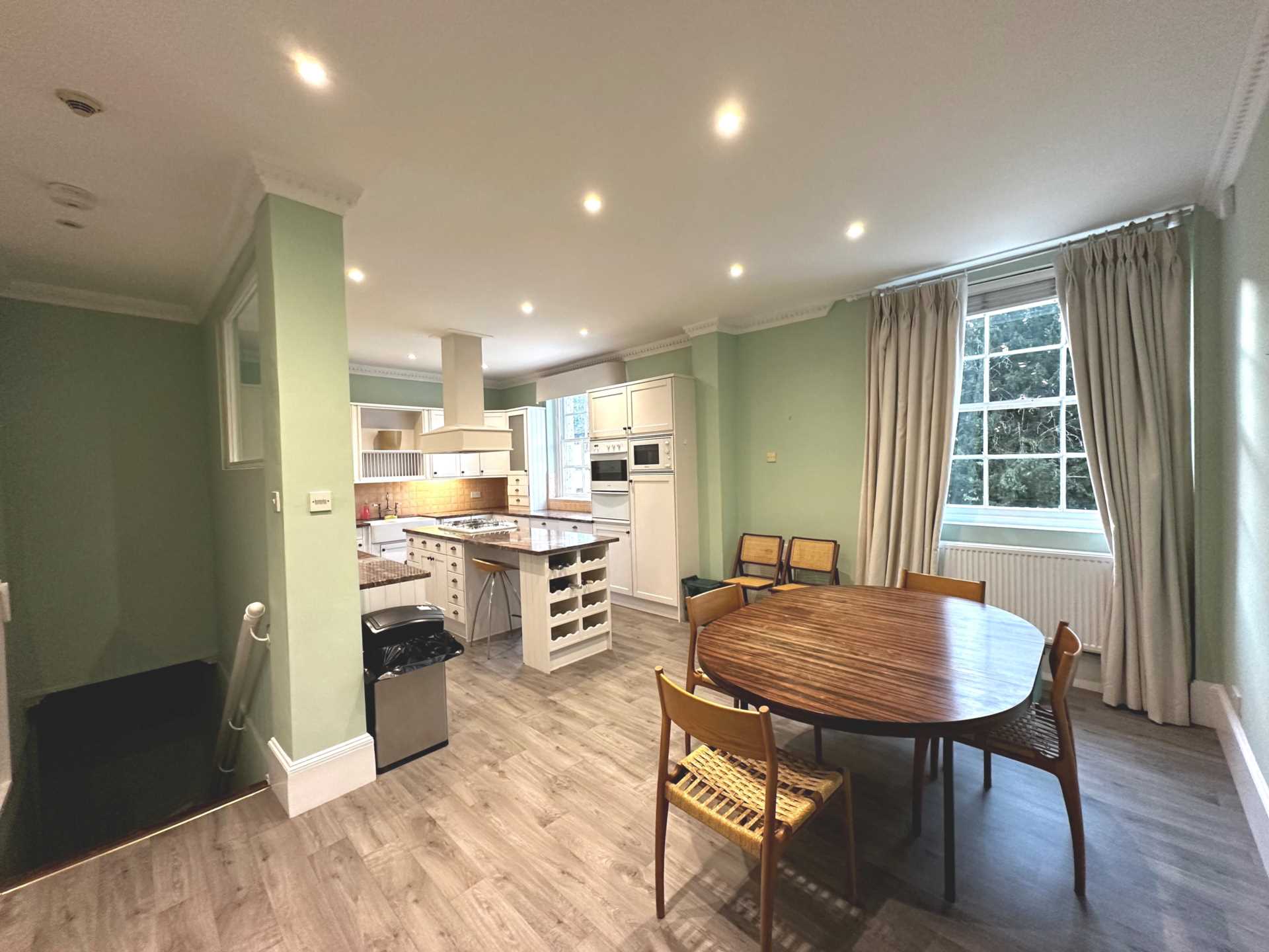Flat Thameside in South Oxfordshire