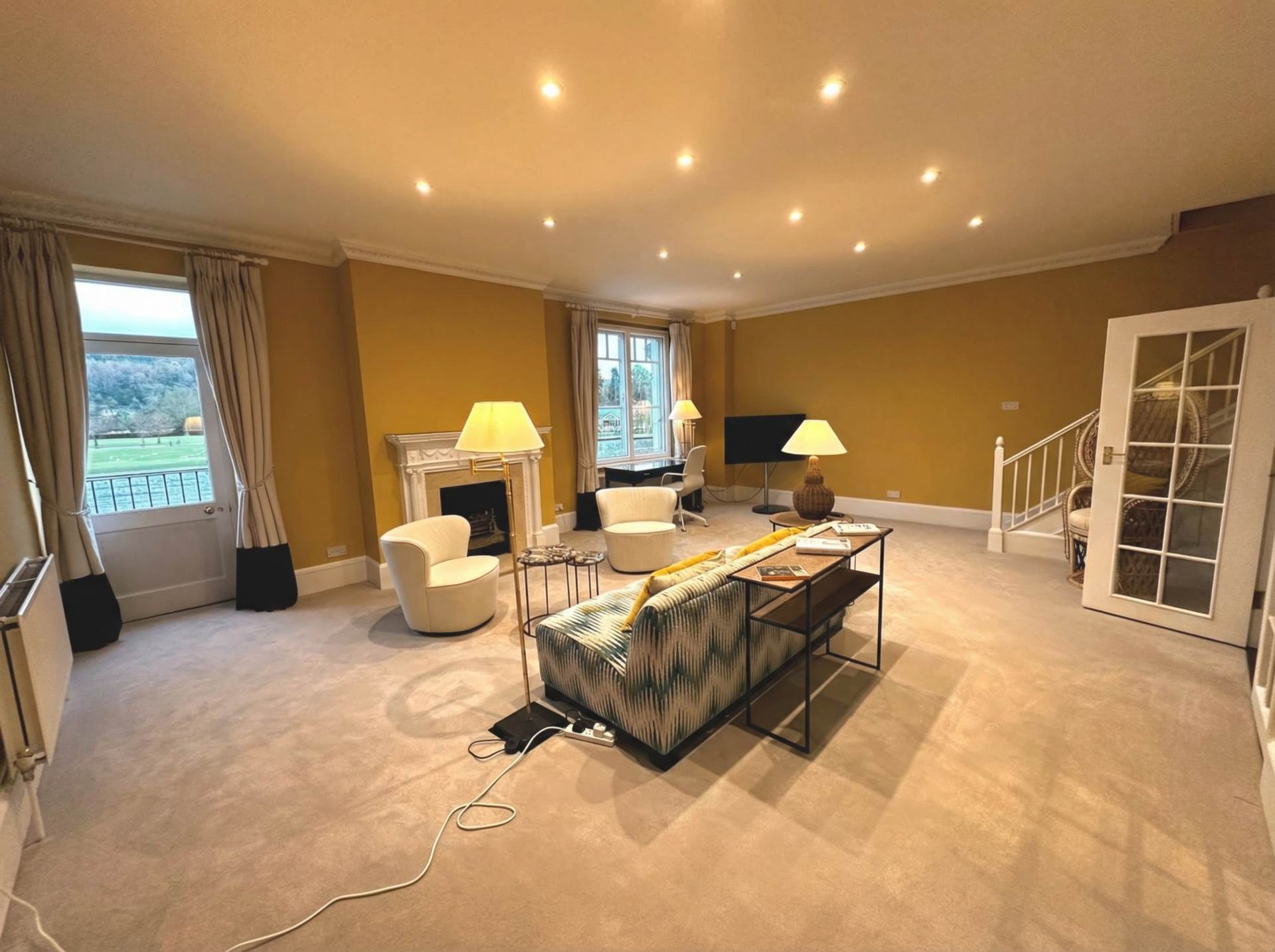 Flat Thameside in South Oxfordshire