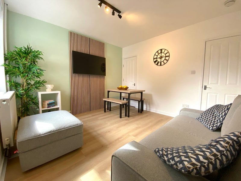Room David Road in Coventry