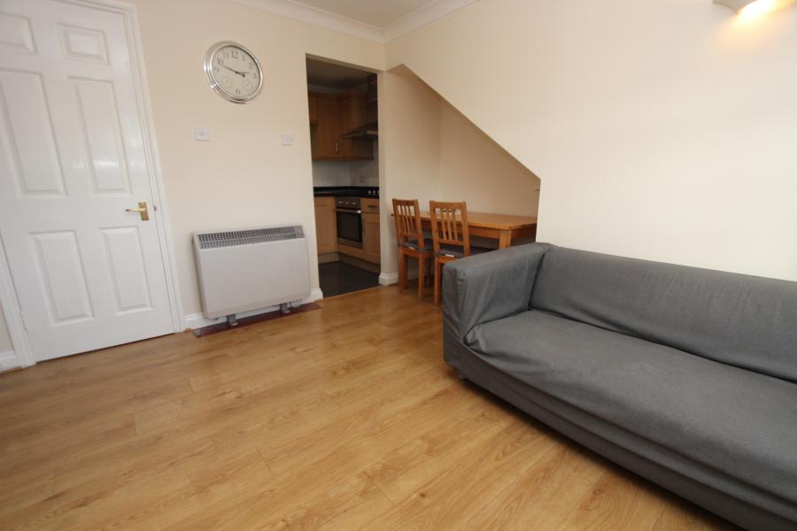 Flat Maltings Place in Reading