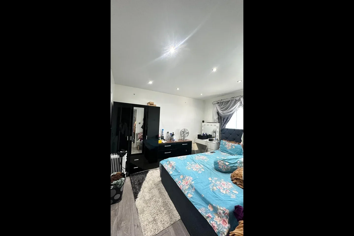 Room South End Road in Greater London