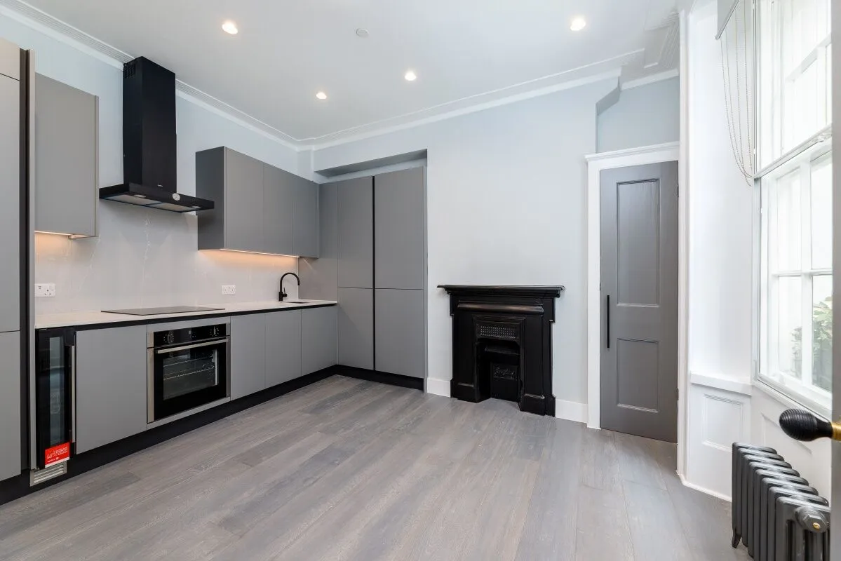 Flat Marshall Street in City of Westminster