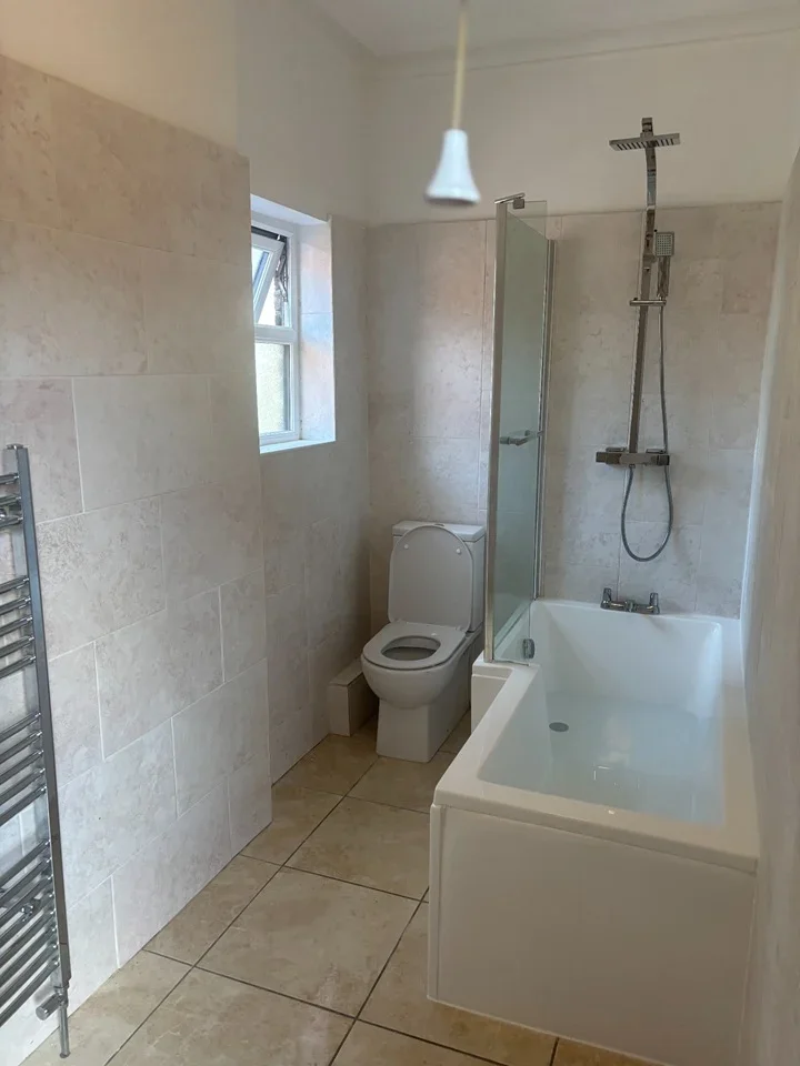 Flat Radnor Place in Liverpool
