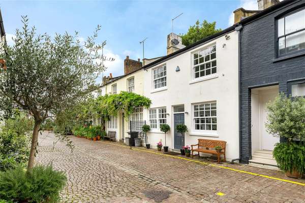 House Pembridge Mews in Greater London