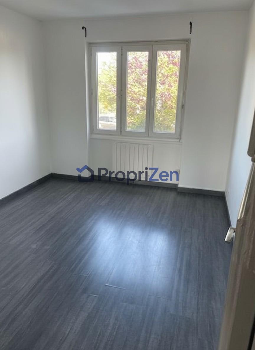 Appartement Rue des Barbières à Ternay