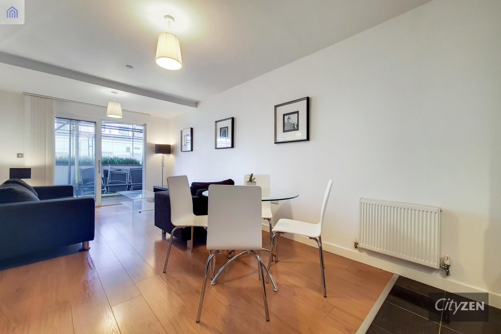 Flat Bessemer Place in Greater London