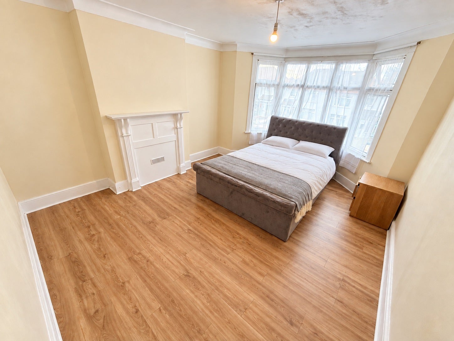 House Upsdell Avenue in Greater London