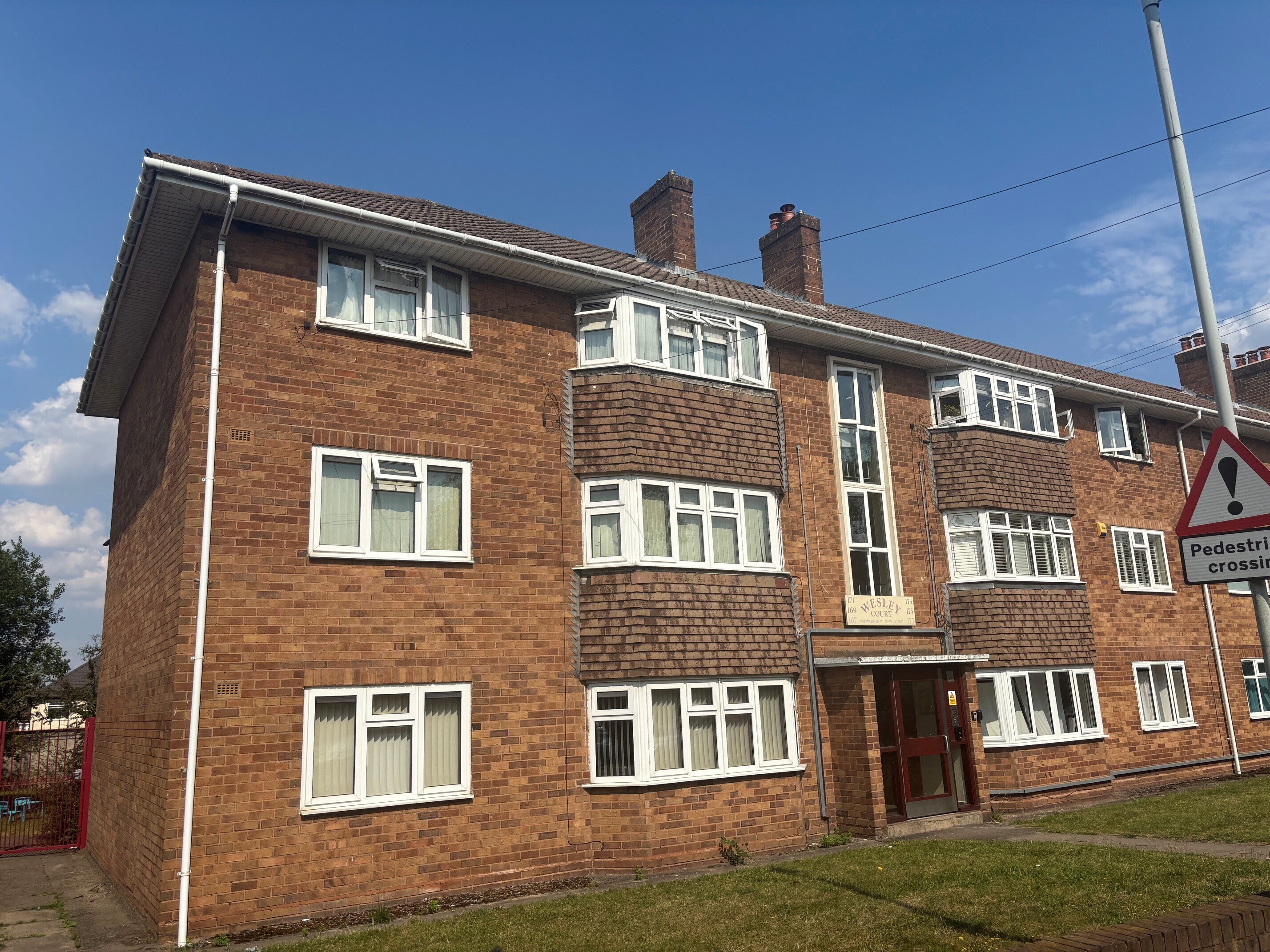 Flat Birmingham New Road. in Wolverhampton
