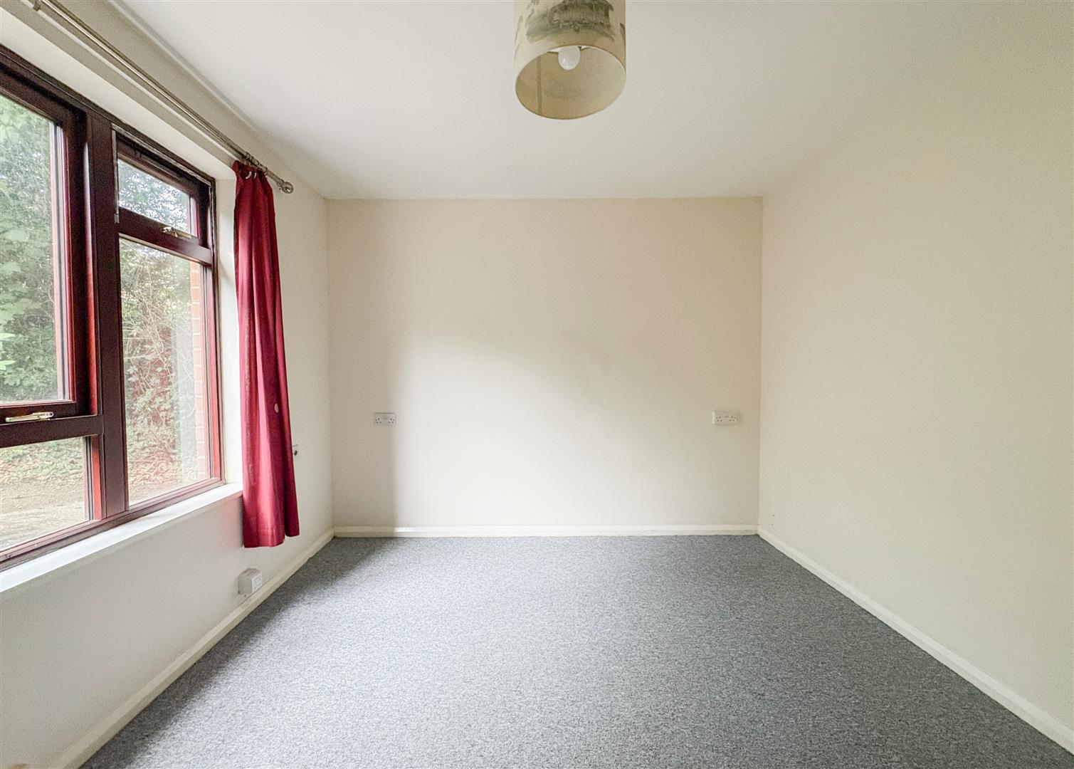 Flat Upper Glen Road in Hastings