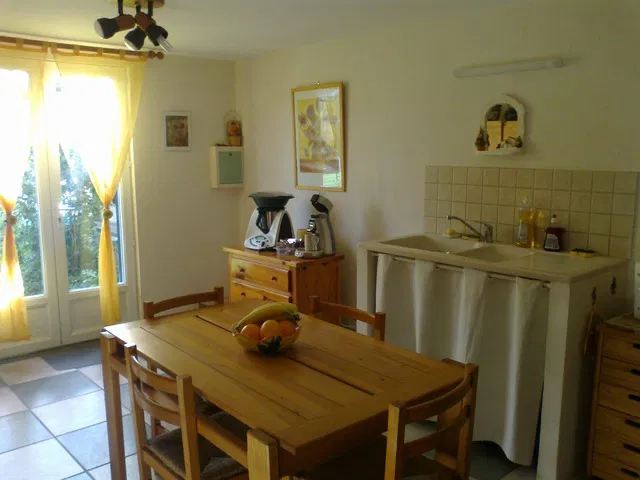 Room Rue de l'Autan in Caux-et-Sauzens