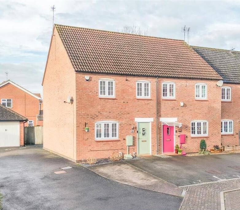 House Roman Close in Charnwood