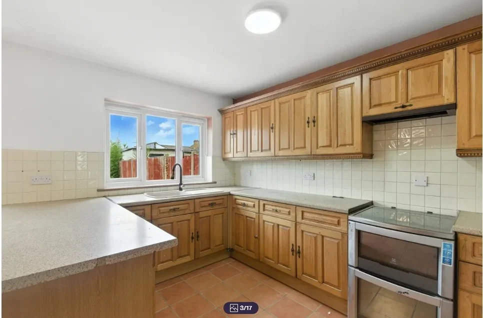 House Cherry Tree Lane in Greater London