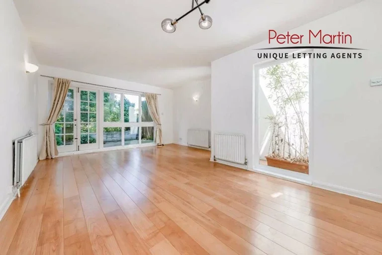 Flat Portsdown Mews in Greater London