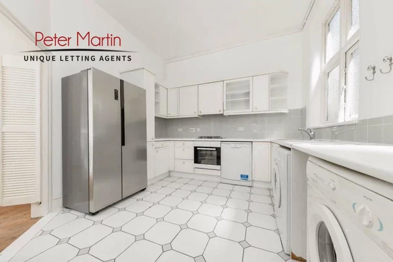 Flat Portsdown Mews in Greater London