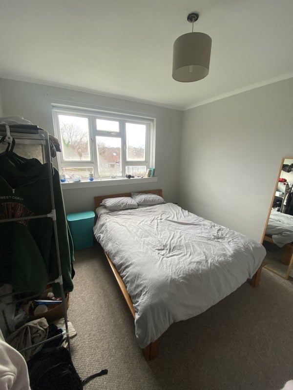Room Meldrum Gardens in Glasgow