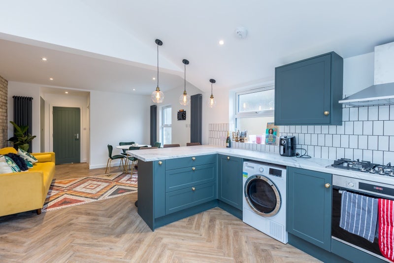 Room Fernthorpe Road in Greater London
