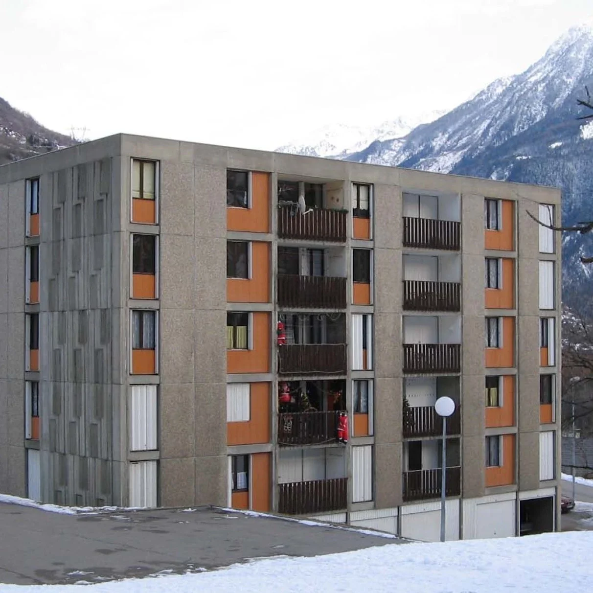 Maison Rue Sainte-Claire Deville à Saint-Michel-de-Maurienne