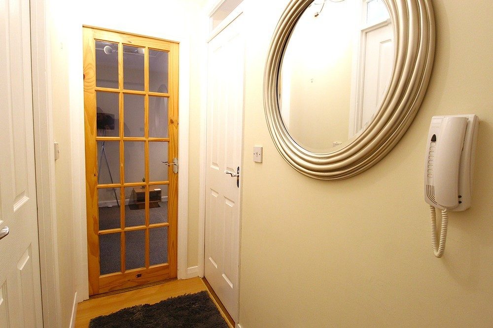 Flat Nelson Court in Hopton and Coton